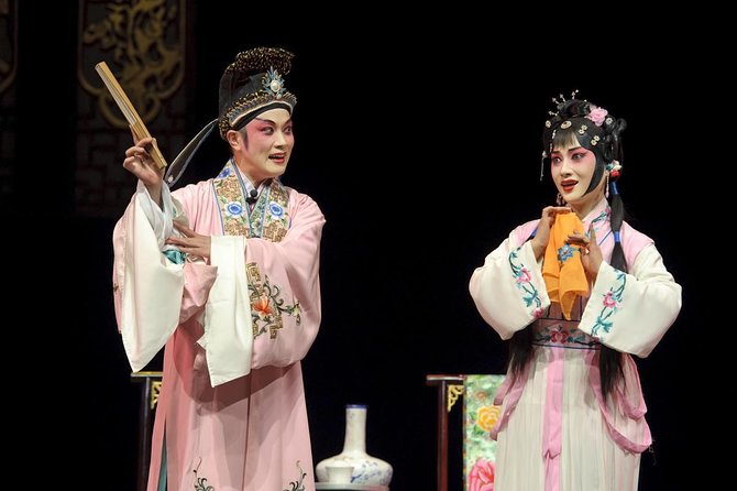 Cultural Chengdu In Depth - Renmin Park Teahouse: tea time plus Mahjong lessons