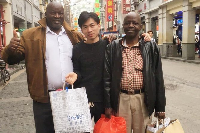 Custom Private Guangzhou Tour with Local Guide and Private Car - Huacheng Square and the Pearl River Skyline Moment