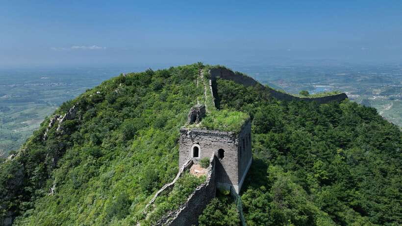 Daily Badaling Great Wall Coach Tour(With Options) - On the Wall: What Your 3 Hours Likely Feels Like