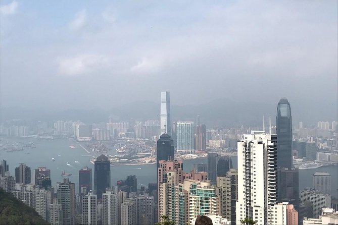 Day Tour to Hong Kong from Guangzhou by Round-way Bullet Train - Lunch and the pacing: how to enjoy a packed day