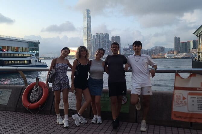 Deluxe Hong Kong City Tour using Mercedes-Benz V-Class Car+ Guide - Victoria Peak: Peak Tram, Peak Circle Walk, and photo stops