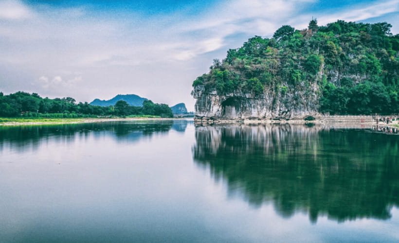 Discover Guilin's Gems:Guangzhou-Bullet Train Highlight Tour - Reed Flute Cave: eco-lit formations, Tang Dynasty inscriptions, and strong photo moments