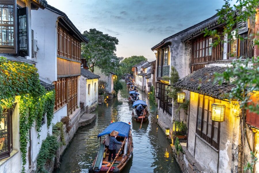 Discover Suzhou & Zhouzhuang: Private Day Trip - Practical timing: what to wear and how to plan your energy