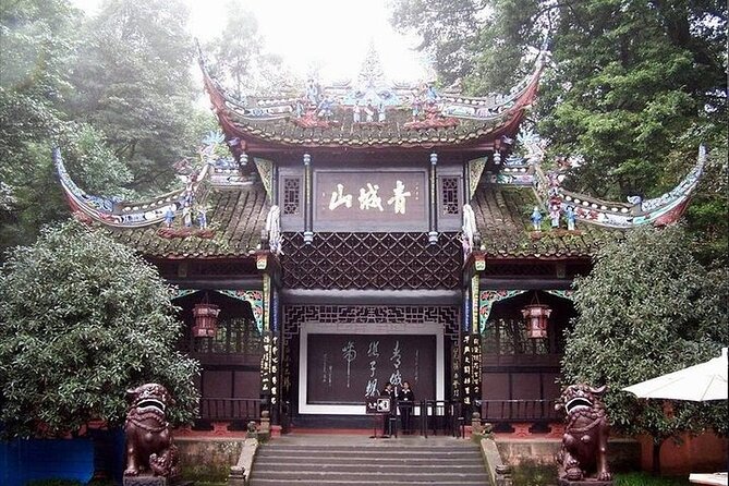 Discovery more Dujingyan Mt Qingcheng with private guide tour - Dujiangyan Irrigation System: Ancient water engineering you can experience up close