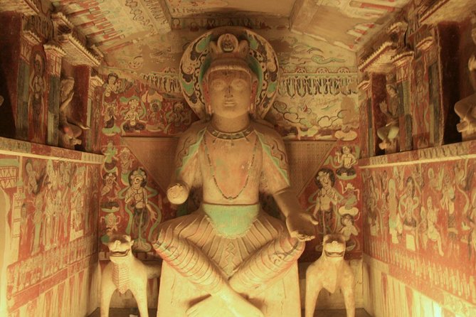 Dunhuang Private Day Tour Mogao Grottoes, Singing Dunes and Crescent Moon Spring - Price and Value of a Private Tour With Entrance Fees and Lunch
