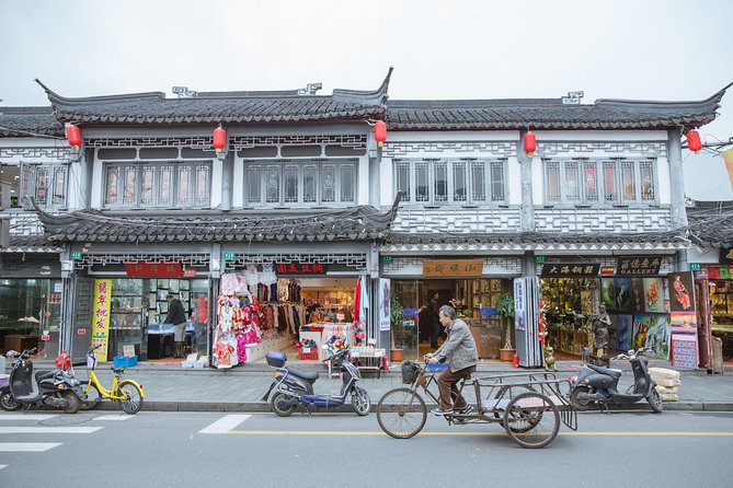 Early Bird Shanghai Street Breakfast Tour And Visit Fabric Market - Breakfast foods and tea tasting, what you are really paying for