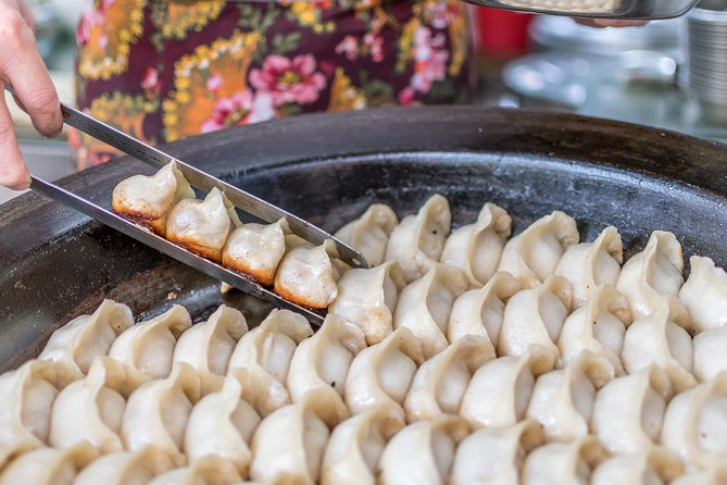Eat Like a Local: Street Breakfast Tour in Shanghai - Key highlights worth showing up early for