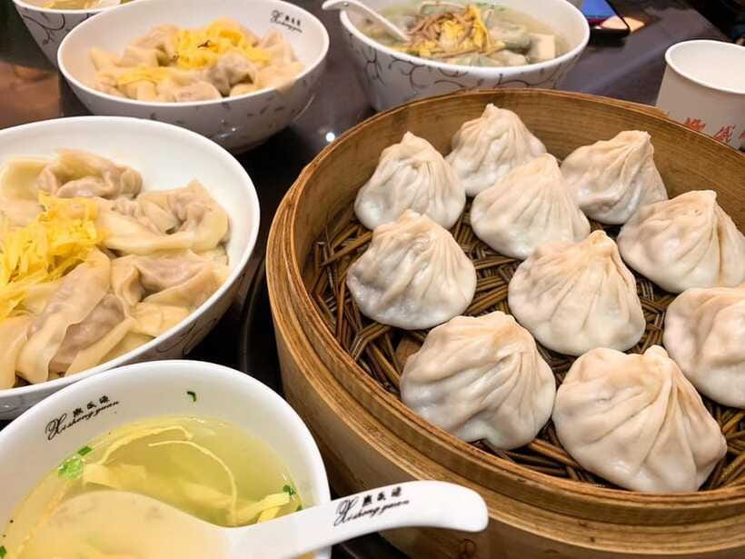 Evening Food & Drink Tour in Former French Concession - What the French Concession Night Feels Like on Foot