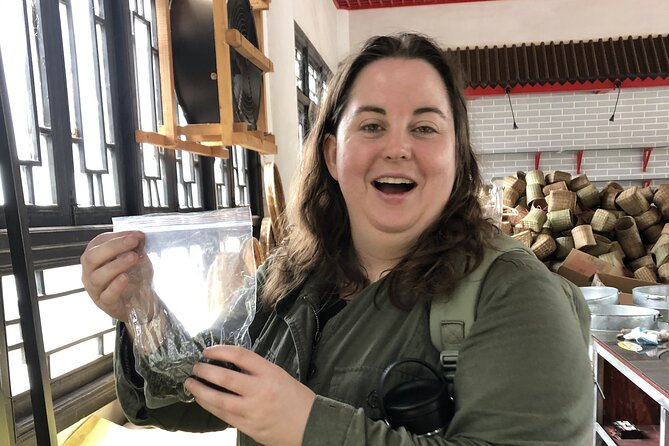 Experience Chengdu: Private Tea-Making Day Tour of Mengdingshan Tea Plantation - Tea tasting: smelling and tasting with a plan