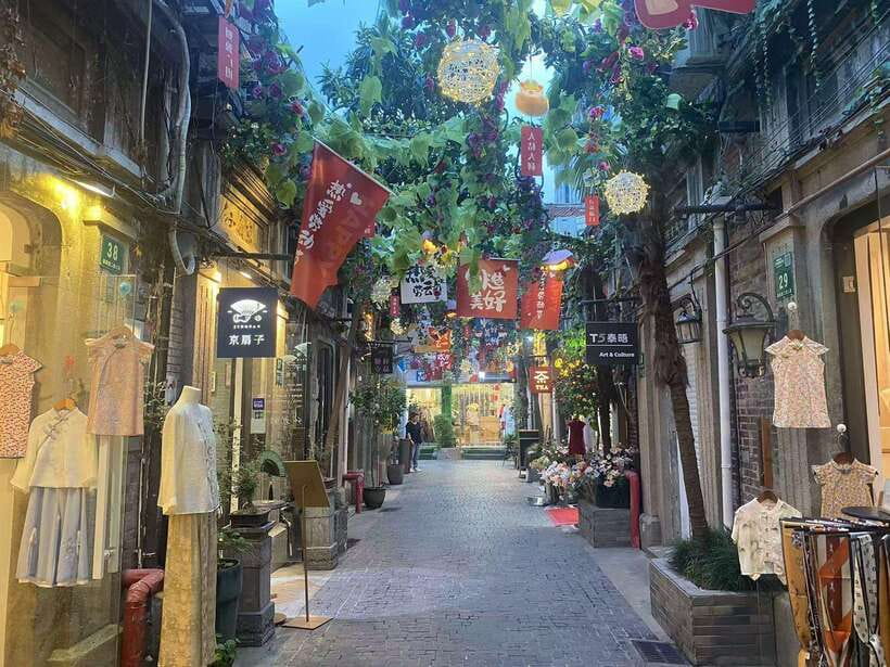 Explore Shanghai's Old Town & Suzhou River by Bike - Who this bike tour is best for