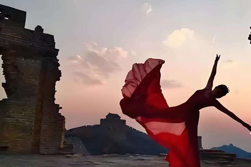 From Beijing: JinShanLing Great Wall Bus Tour with Ticket - Cable car option: when it makes sense and when it doesn’t