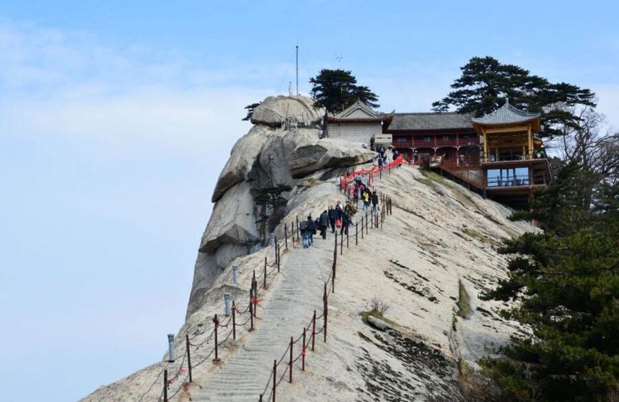 From Xi'an: Mt. Huashan Private Tour and Cable Car Ride - From Xian to Huashan: the early start that makes or breaks the day
