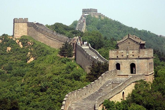Full-Day Great Wall of Badaling - The real value: a packaged Great Wall day that starts simple