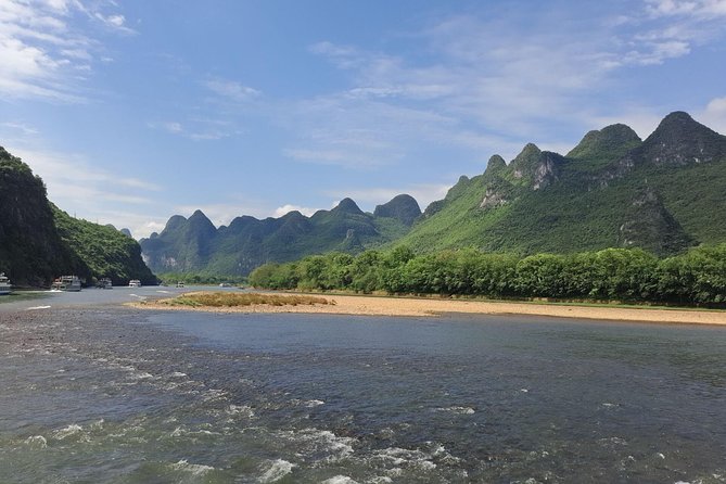 Full-Day Guilin Li-River Cruise and Yangshuo Xianggong hill Private Day Tour - Xianggong hill: the 450 steps that earn their keep