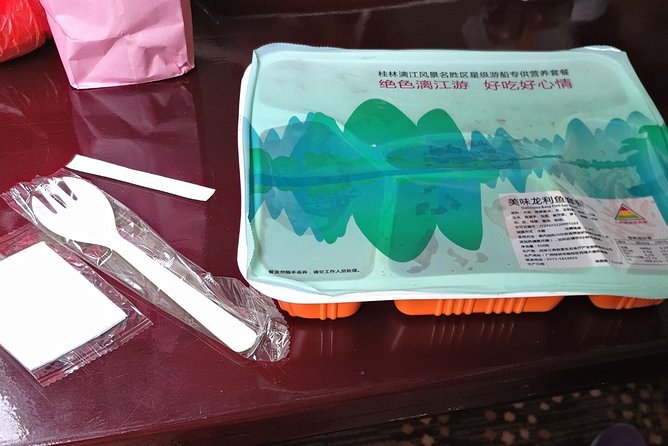 Full-Day Guilin Li-River Cruise and Yangshuo Xianggong hill Private Day Tour - Lunch and guide time: what makes the day feel smooth
