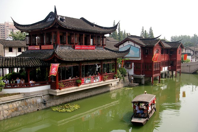 Full-Day Private Guided Tour of Shanghai - People’s Park and the Marriage Market: the human side of Shanghai