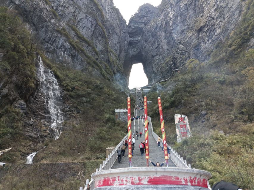 Full-Day Private Tour of Tianmen Mountain - Yunmeng Fairy Summit: where the views can be both wild and frustrating