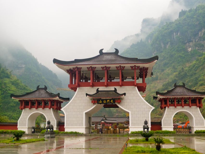 Full-Day Private Tour of Tianmen Mountain - Timing, weather, and how to make the day work