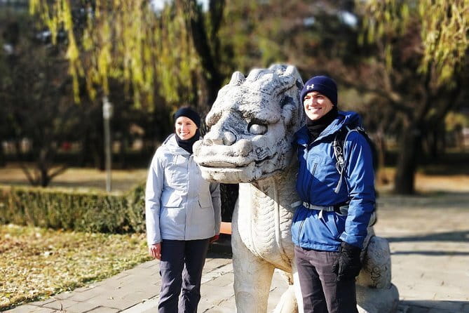 Full-Day Private Tour Panjiayuan Antique Market and Beijing Capital Museum - Practical tips to make the most of Panjiayuan and the museum