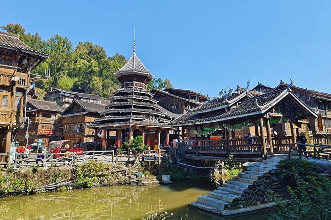 Fully-Guided Private Day Tour of Longji Terraces From Guilin - Evening plan: Sun and Moon Pagodas and the Four Lakes night cruise option