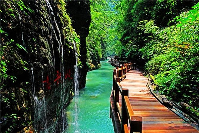 Glass Bridge and Water Falls Private Car Service from Guangzou - Practical Packing and On-the-Day Tips