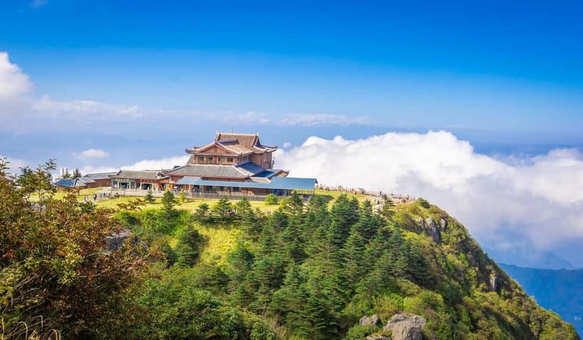 Golden Buddha & Cloud Sea: Emei Mountain Private Tour - Price and value: what you’re paying for at about $292
