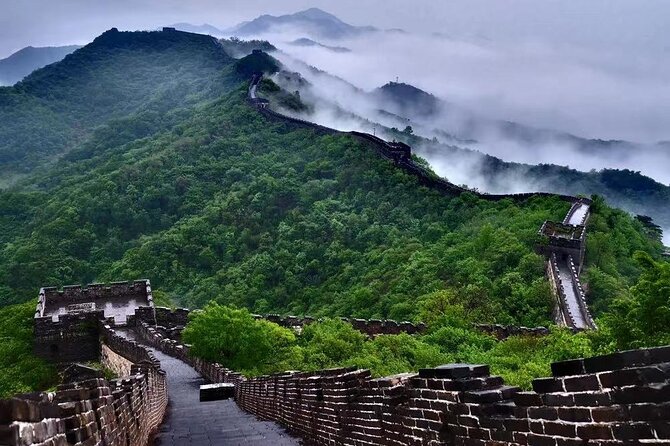 Great Wall Day Tour with Yoyo - The drive with Yoyo: context plus practical Beijing tips