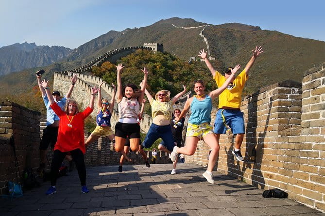 Great Wall Jinshanling to Simatai West Hiking Private Day Tour - Guides that actually keep the day moving