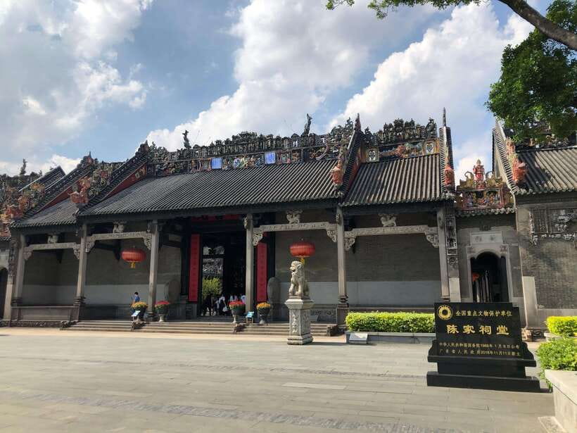Guangzhou Full Day City Tour with Old and New Highlights - Yuexiu Park: Guangzhou’s Largest Green Space, With Symbols Everywhere