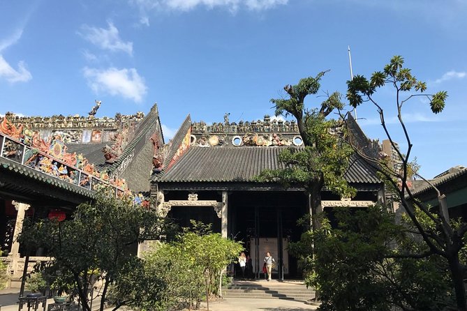 Guangzhou Historical Day Tour By Metro & Boat - Yuexiu Park, Five Rams Statue, and a “local living room” start
