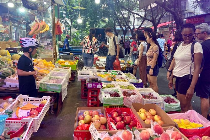 Guided Cycle Tour of Guangzhou - Guides make the difference: Nicole, Cherry, Ben, Bram, and the chat factor