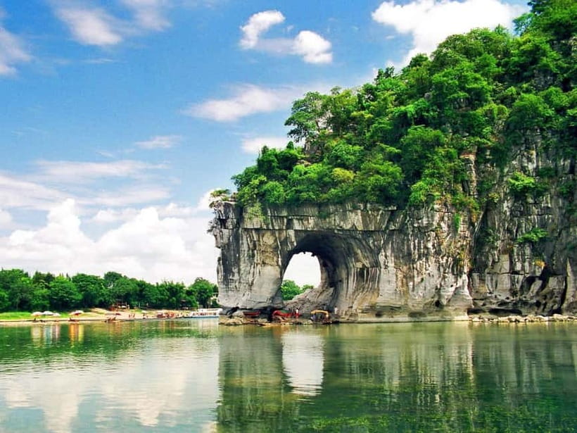 Guilin: City Tour with Elephant Hill & Ming Tea Tasting - Elephant Trunk Hill: Guilin’s icon by the Li River