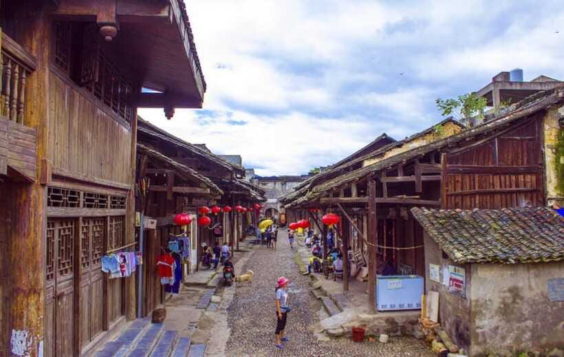 Guilin: Elephant Trunk Hill, Reed Flute Cave & Daxu Old Town - Why the private vehicle and hotel pickup are more than convenience
