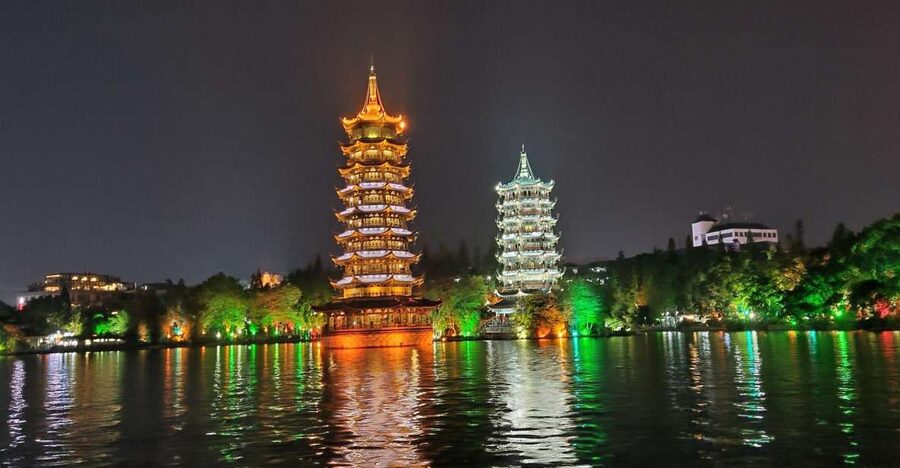 Guilin: Four Lakes Night Cruise with Round-trip Transfer - Key highlights at a glance