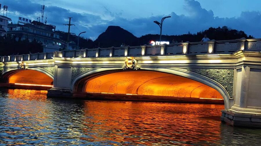 Guilin: Four Lakes Night Cruise with Round-trip Transfer - How the night cruise fits into your evening (and why that matters)
