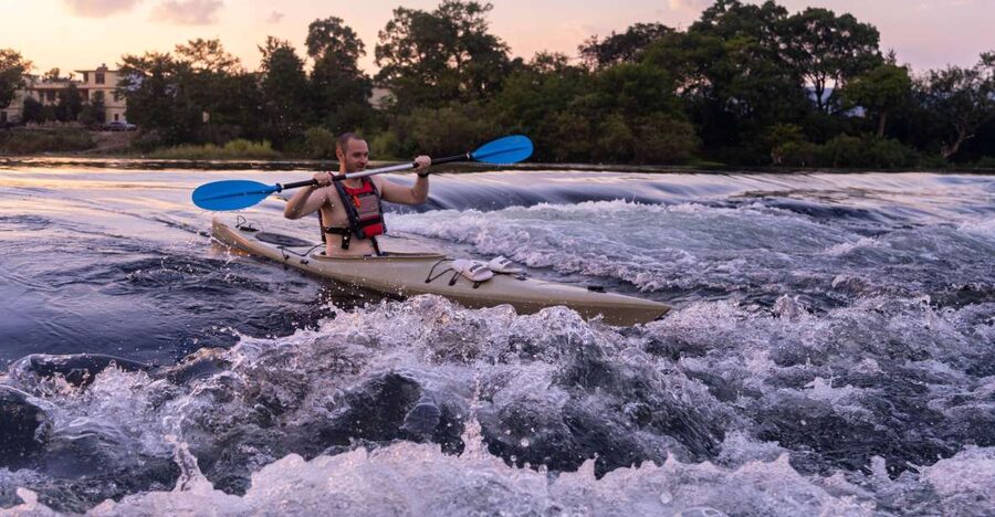 Guilin: Kayaking Adventure with Local Guide - The 5-hour rhythm: what happens before and after those 2 hours on the water