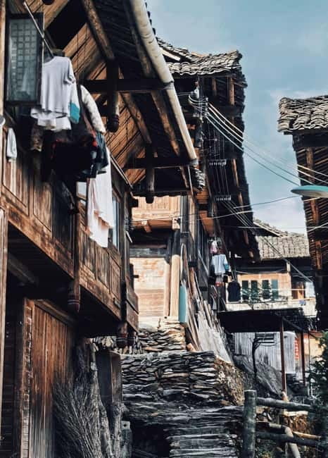 Guilin Longji: Rice Terrace with Oil-Tea Demo & Zhuang Lunch - A 10-hour Longsheng day that stays easy to manage