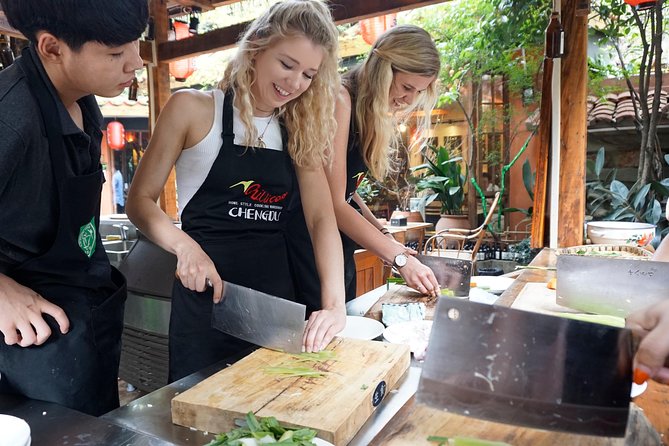Half-day Chengdu Handmade Tofu Making and Mapo Tofu Cooking Class - The Chilli Cool China spice market stop and why it helps your cooking