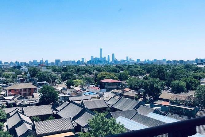 Half-Day Private Beijing Hutong Walking Tour with Dim Sum - Tea shop break at Wuyutai, then Yandai Xie Street for shops and photos