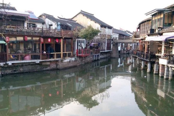 Half-Day Private Zhujiajiao Water Town Tour with Boat Ride from Shanghai - Door-to-Door Logistics: Pickup at 10 am and a Real Half-Day Pace