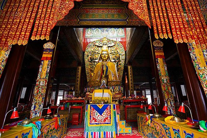 Half Day Tour To Lama Temple and Confucius Temple in Beijing - Stop 2: Confucius Temple and Guozijian, Plus the Monday Swap