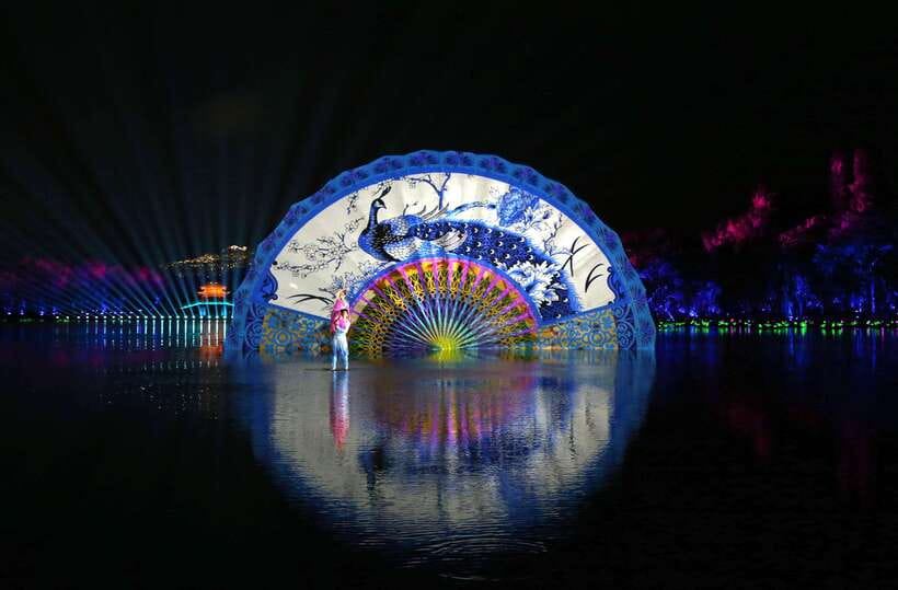 Hangzhou: Impression West Lake Show(Enduring Memories of HZ) - West Lake becomes the stage: what the show looks like in real life