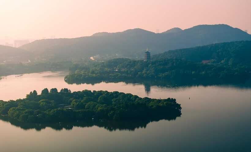 Hangzhou:Luxury West Lake Cruise+Santan Yinyue Island Ticket - Should you book this Santan Yinyue West Lake cruise?