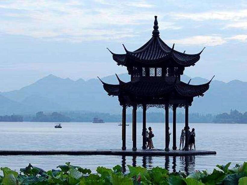 Hangzhou Private One Day Trip from Shanghai by Bullet Train - The 9-Hour Flow: Staying Comfortable on a Packed But Manageable Day