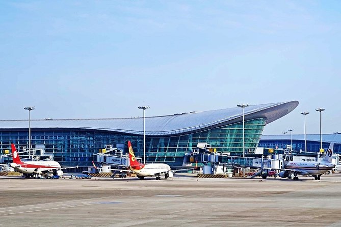 Hangzhou Xiaoshan Airport Private Driver Transfer to City Area - Who This Transfer Fits Best (And Who Might Skip It)