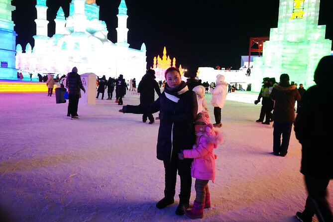Harbin Winter Warm Clothing Rental - What you actually get: the warm kit, gloves, trousers, and anti-slip footwear