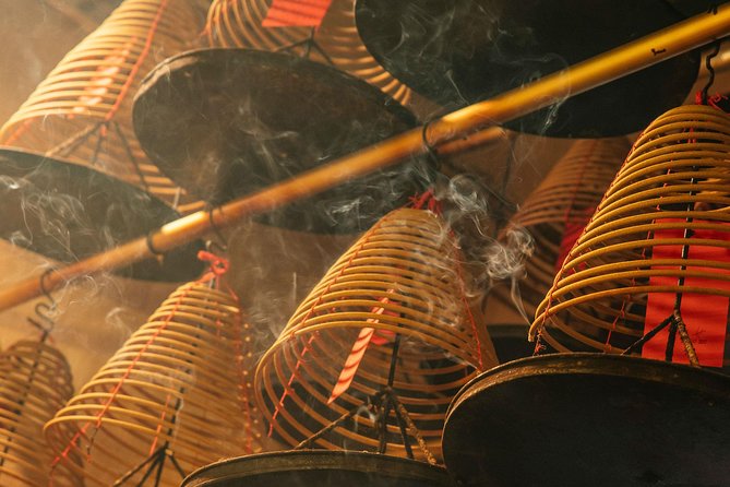 Highlights & Hidden Gems With Locals: Best of Hong Kong Private Tour - A half day that feels like three Hong Kongs