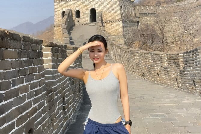 Hiking Tour Jiankou to Mutainyu with English Driver Service - Pickup in Beijing, then an easy start to the hike