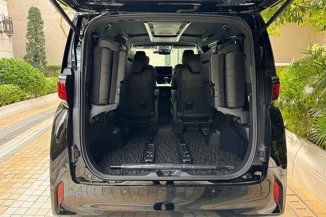 Hong Kong Airport Transfer Luxury MPV - What You Get: Luxury MPV, Wi-Fi, and Real Door-to-Door Value