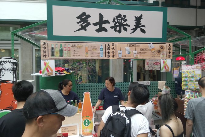 Hong Kong Cantonese Culinary Private Walking Tour - Fa Yuen Street Market deeper walk: how locals shop and choose ingredients